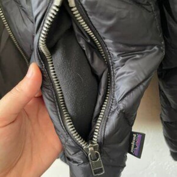 PATAGONIA W's Prow Bomber Jacket in Black | Down winter coat | Size: S - Picture 6 of 9